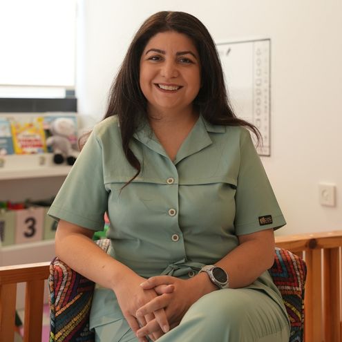 Dr. Dt. Suna Deniz Bostancı Çocuk Diş Hekimi